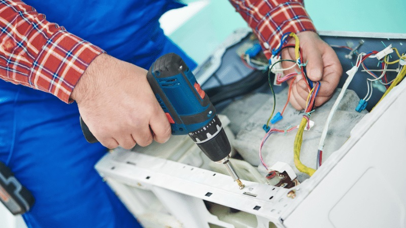 Gölbaşı Siemens Siemens çamaşır makinesi kart tamiri – Su almama arızası orijinal parça ile giderildi. - Teknik servis örneği